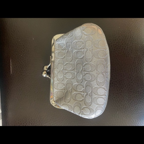 Coach satchel purse in grey/silver - Picture 8 of 9